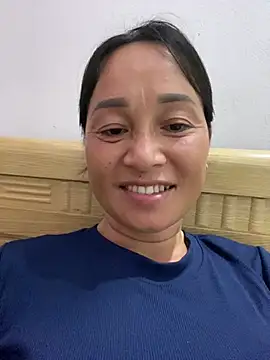 Loly hana online show from 31, 7, 2026