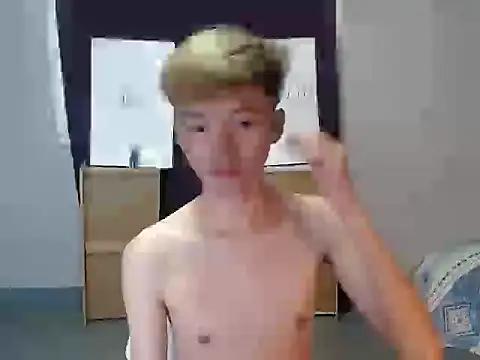Fem phiLboy69 online show from 4, 8, 2026