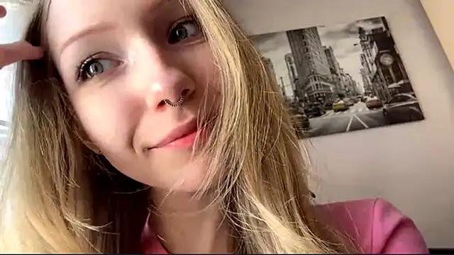 Snapshot of BivalentFalloff chatting on 3, 7, 2026 BivalentFalloff online show from 3, 7, 2026