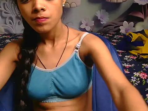 Snapshot of Isha-19 chatting on 2, 7, 2026 Isha-19 online show from 2, 7, 2026