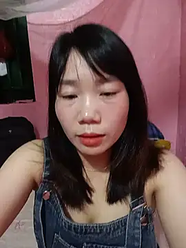 Snapshot of Em_xinh05 chatting on 22, 6, 2026 Em xinh05 online show from 22, 6, 2026