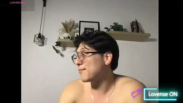 Snapshot of Mia_belmont chatting on 6, 8, 2026 Mia belmont online show from 6, 8, 2026