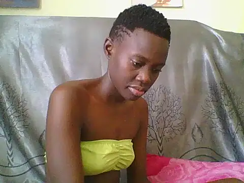 Snapshot of Tish_Leylah chatting on 14, 7, 2026 Tish Leylah online show from 14, 7, 2026