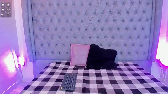 Snapshot of Celeste_Porter chatting on 8, 8, 2026 Celeste Porter online show from 8, 8, 2026