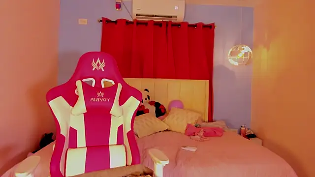Alizzon blake online show from 29, 7, 2026