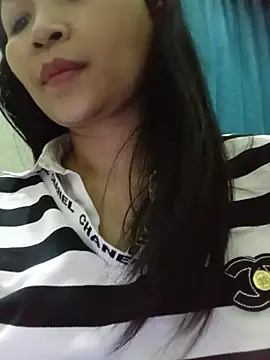 Snapshot of -milk-milk chatting on 2, 7, 2026 -milk-milk online show from 2, 7, 2026