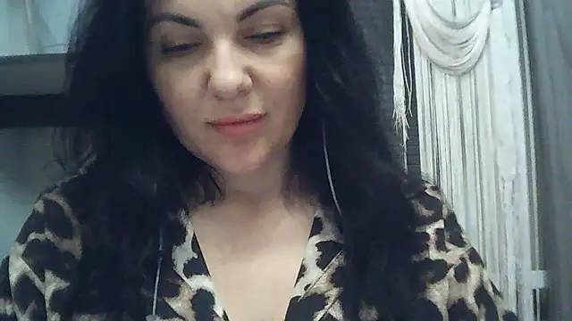 Snapshot of Camilynbi chatting on 29, 6, 2026 Camilynbi online show from 29, 6, 2026