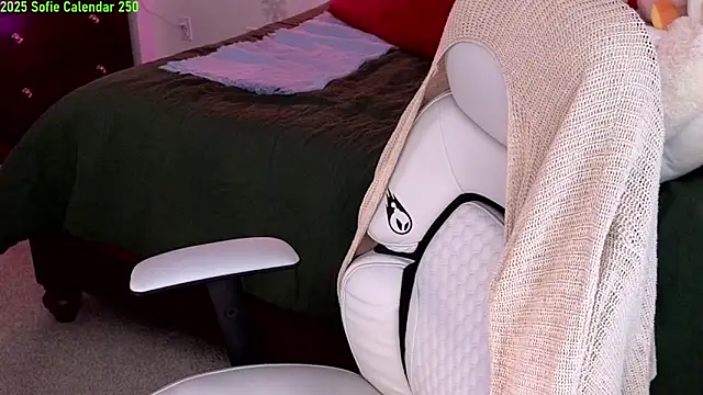MySweetSofie online show from 19, 1, 2025