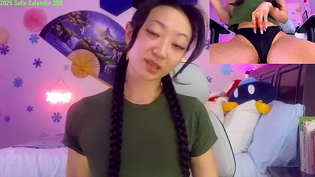 MySweetSofie online show from 5, 2, 2025