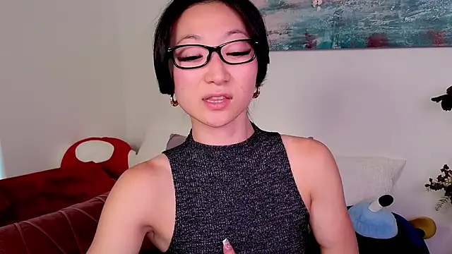 MySweetSofie online show from 8, 4, 2026