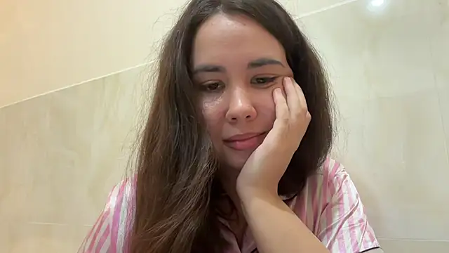 Snapshot of Rionetta chatting on 26, 6, 2026 Rionetta online show from 26, 6, 2026