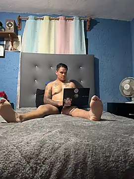 LatinoLeones online show from 5, 8, 2026