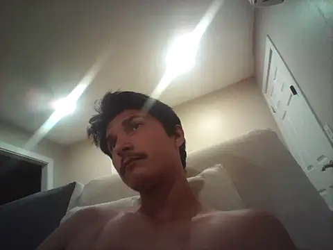 Snapshot of Nicks10in chatting on 5, 8, 2026 Nicks10in online show from 5, 8, 2026