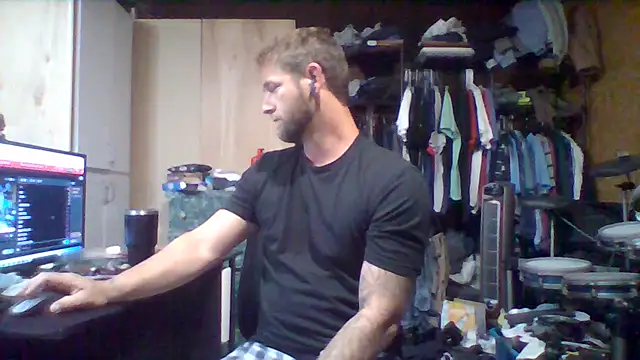 Snapshot of midwestkinkster580 chatting on 3, 7, 2026 midwestkinkster580 online show from 3, 7, 2026