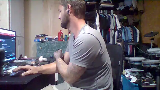 Snapshot of midwestkinkster580 chatting on 4, 7, 2026 midwestkinkster580 online show from 4, 7, 2026