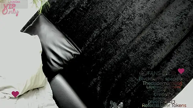 love amor  online show from 10, 3, 2026