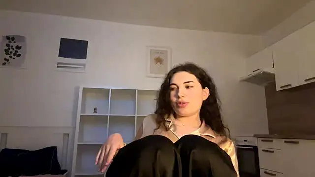 Snapshot of runawyin chatting on 31, 7, 2026 runawyin online show from 31, 7, 2026