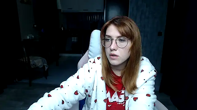 Reginasmilee online show from 24, 10, 2025