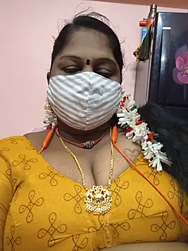 Snapshot of yalini1431 chatting on 9, 8, 2026 yalini1431 online show from 9, 8, 2026