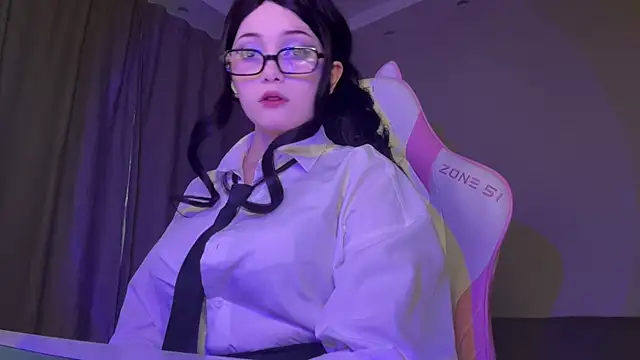 Snapshot of blueflowers chatting on 10, 7, 2026 blueflowers online show from 10, 7, 2026