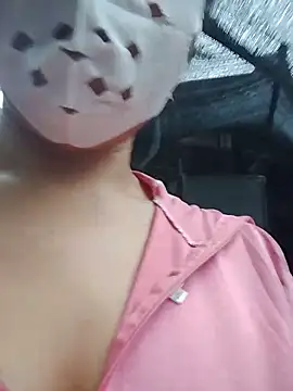 Snapshot of Hiha-nn chatting on 2, 7, 2026 Hiha-nn online show from 2, 7, 2026