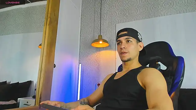 Snapshot of Jamexxx1_ chatting on 28, 6, 2026 Jamexxx1 online show from 28, 6, 2026