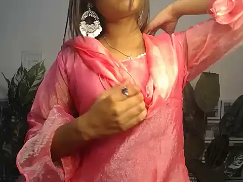 Snapshot of Ragini_69 chatting on 18, 7, 2026 Ragini 69 online show from 18, 7, 2026