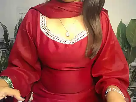 Snapshot of Ragini_69 chatting on 3, 8, 2026 Ragini 69 online show from 3, 8, 2026