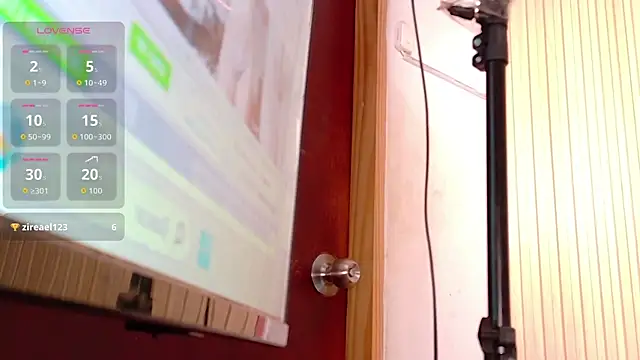 HazelLatinaa online show from 3, 8, 2026
