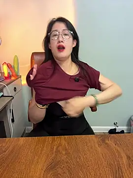weiwei103 online show from 29, 6, 2026