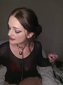 Snapshot of bloom-violetmoon chatting on 13, 7, 2026 bloom-violetmoon online show from 13, 7, 2026