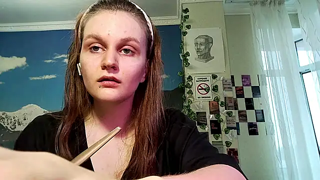LiaMuse online show from 28, 6, 2026