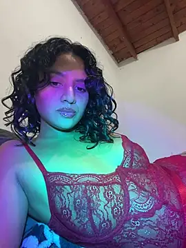Snapshot of xnoiawell chatting on 4, 7, 2026 xnoiawell online show from 4, 7, 2026