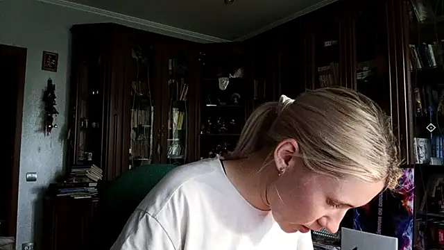 KellyOutdoor online show from 29, 6, 2026