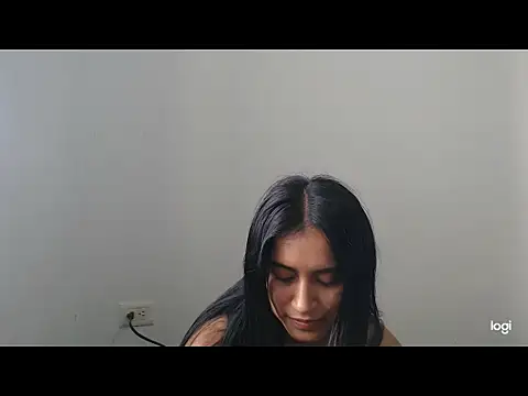 Snapshot of Julieta_321 chatting on 6, 7, 2026 Julieta 321 online show from 6, 7, 2026