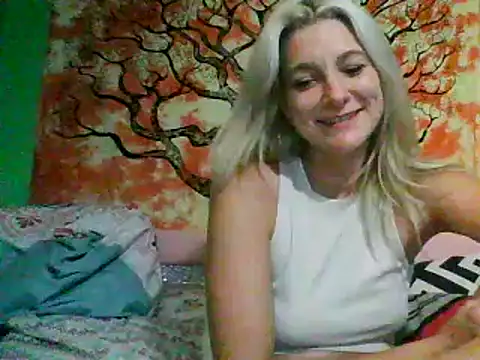 parislayd online show from 30, 6, 2026