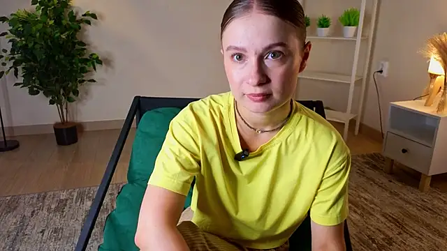 Snapshot of CristinKelter chatting on 10, 7, 2026 CristinKelter online show from 10, 7, 2026