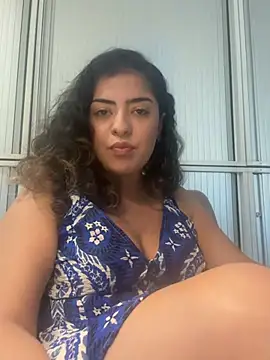 Snapshot of Aylin_Sugar chatting on 3, 7, 2026 Aylin Sugar online show from 3, 7, 2026