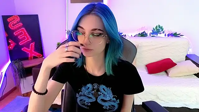 Snapshot of LilithMoon2 chatting on 12, 7, 2026 LilithMoon2 online show from 12, 7, 2026