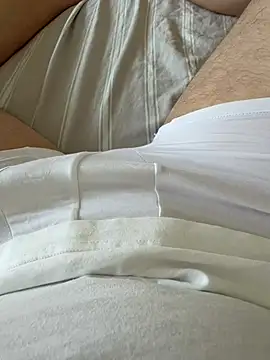Snapshot of youngcock2000 chatting on 3, 7, 2026 youngcock2000 online show from 3, 7, 2026