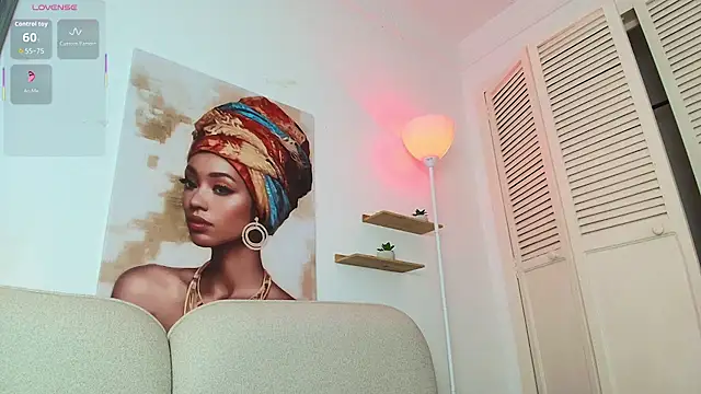 Snapshot of LittleCherryy chatting on 3, 7, 2026 LittleCherryy online show from 3, 7, 2026