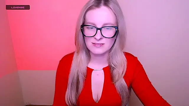Snapshot of KayleXo_ chatting on 8, 7, 2026 KayleXo online show from 8, 7, 2026