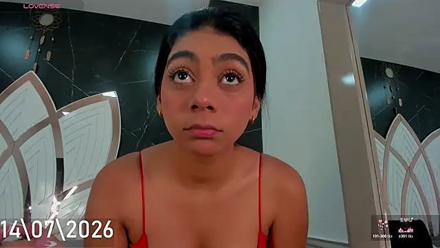 Snapshot of Veronica_M0ntiel chatting on 14, 7, 2026 Veronica M0ntiel online show from 14, 7, 2026
