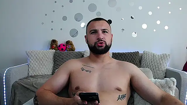 liam studd online show from 3, 7, 2026