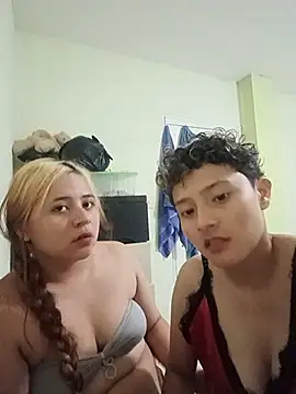 Snapshot of estrellita_20 chatting on 5, 7, 2026 estrellita 20 online show from 5, 7, 2026