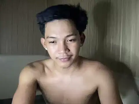 Snapshot of YourcumBoy77 chatting on 8, 7, 2026 YourcumBoy77 online show from 8, 7, 2026