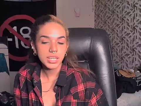 JadeSolari online show from 7, 7, 2026