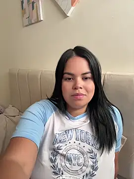 Snapshot of AliceStarshine chatting on 18, 6, 2026 AliceStarshine online show from 18, 6, 2026