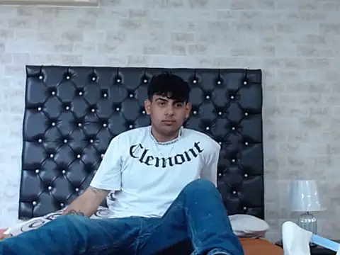 Snapshot of Zayn_Blaze chatting on 8, 7, 2026 Zayn Blaze online show from 8, 7, 2026