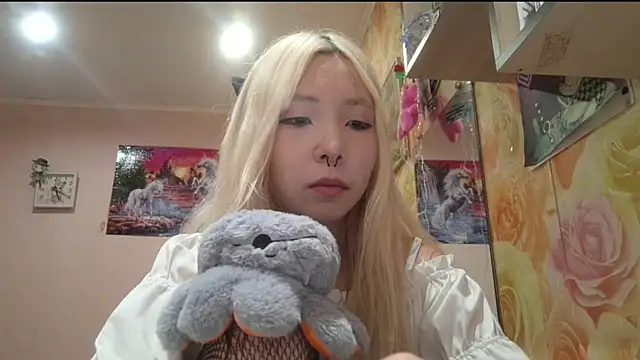 Snapshot of MelanieReyner chatting on 11, 7, 2026 MelanieReyner online show from 11, 7, 2026